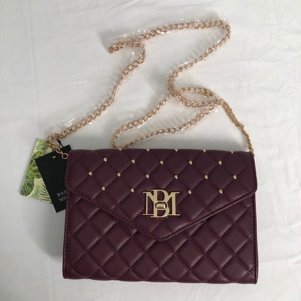 Badgley Mischka Crossbody Bag Diamond Quilting Round Studs Envelope Purse